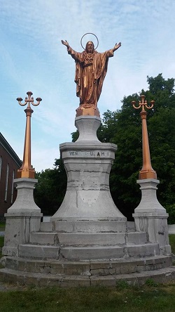 La statue de l'église Ste-Bibiane de retour chez elle