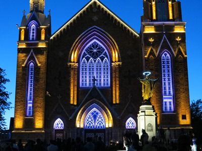 Éclairage de l'église Sainte-Agnès : troisième au monde !