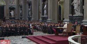 En lien avec l’Église universelle<br><i>Le pape exhorte à « ne plus avoir peur »</i>