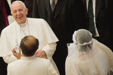 Les 13 conseils du pape François pour un mariage solide