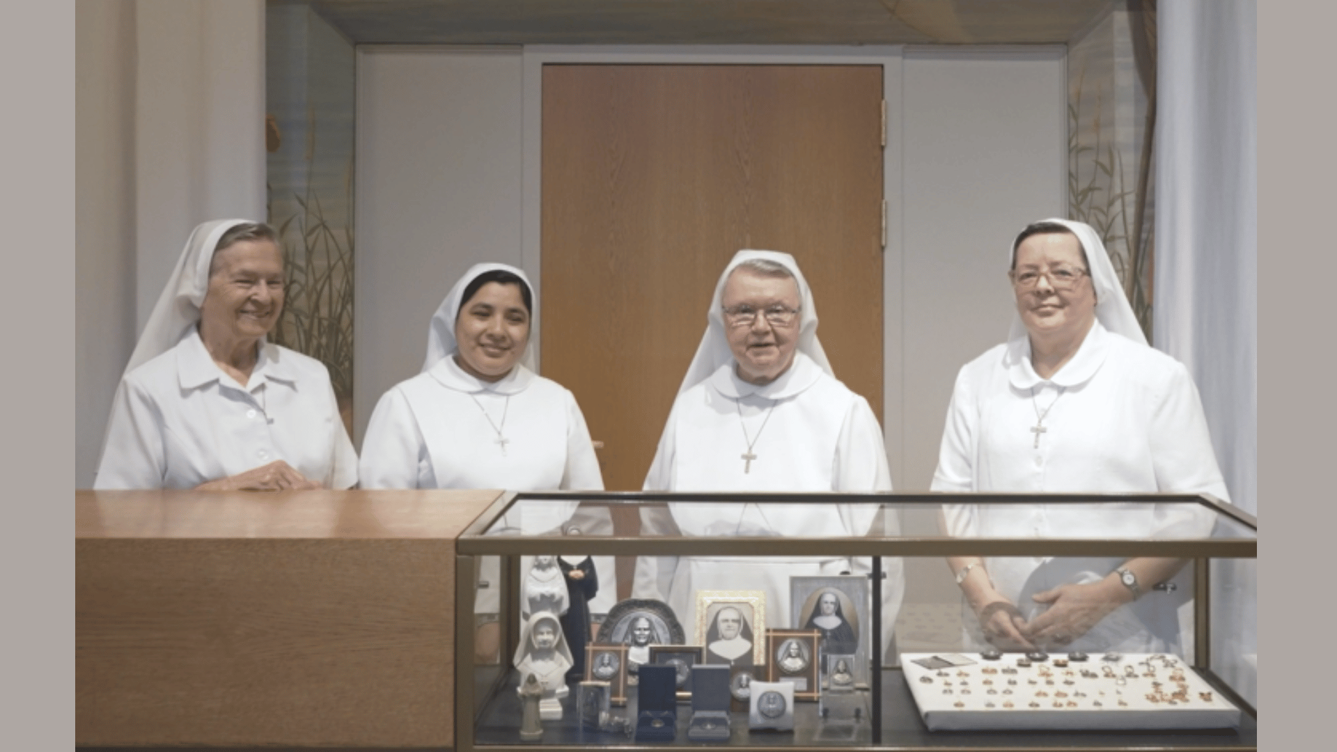 Prier avec sainte Marie-Léonie Paradis – Communiqué, bulletin et chapelets pour les mois de mars, avril et mai